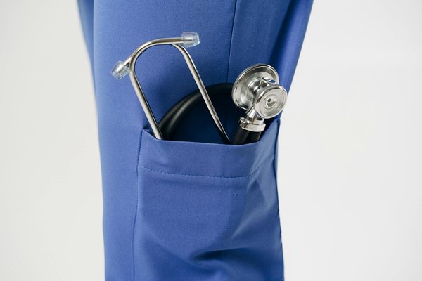 How can UK mothers choose the right maternity care provider?